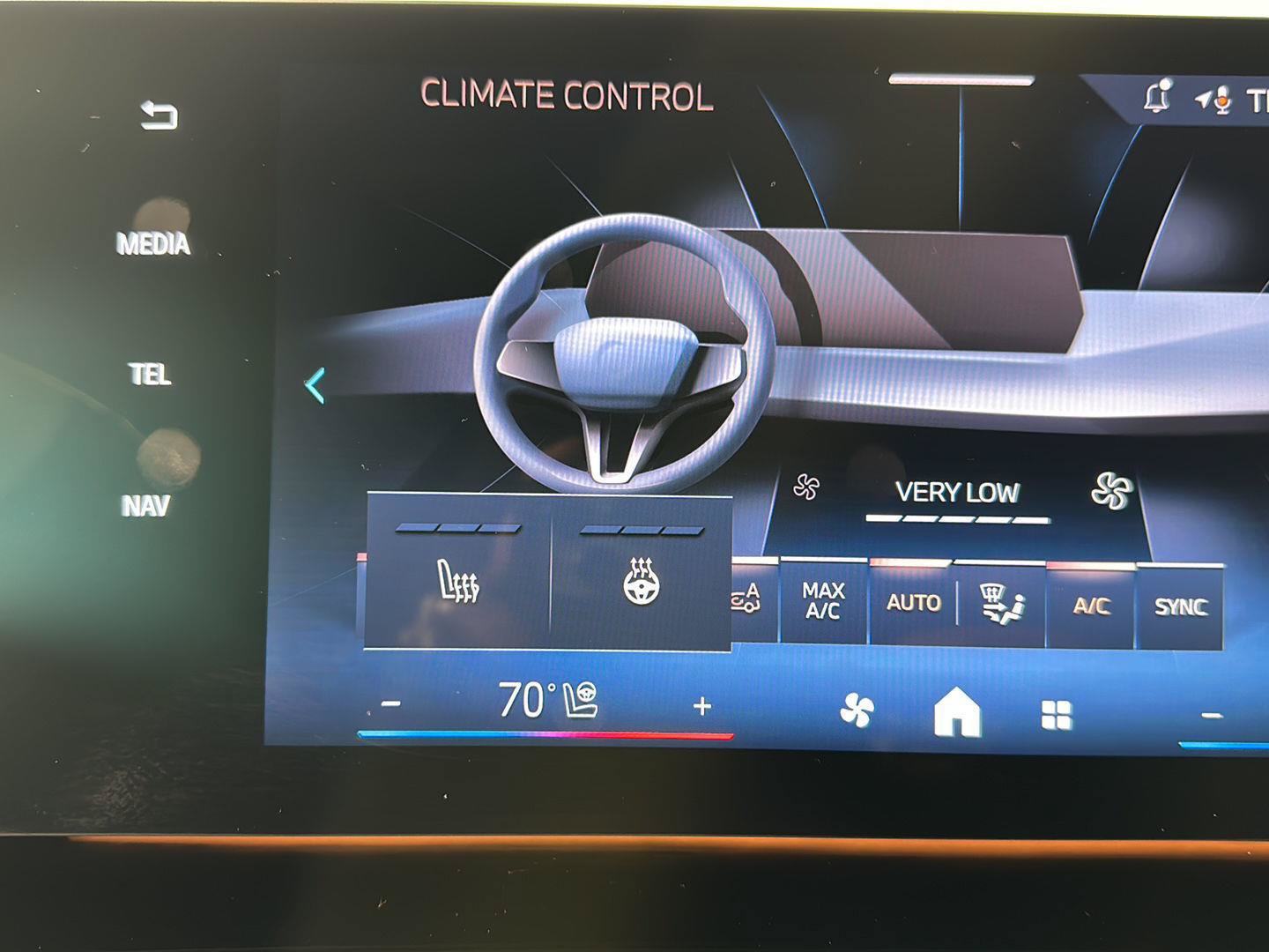 New 2026 BMW X2 xDrive28i w/ Technology Package AWD/4WD image 16