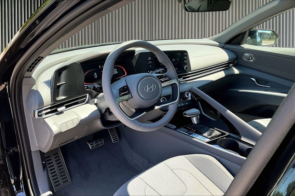 New 2026 Hyundai Elantra SEL Sport Premium FWD image 7
