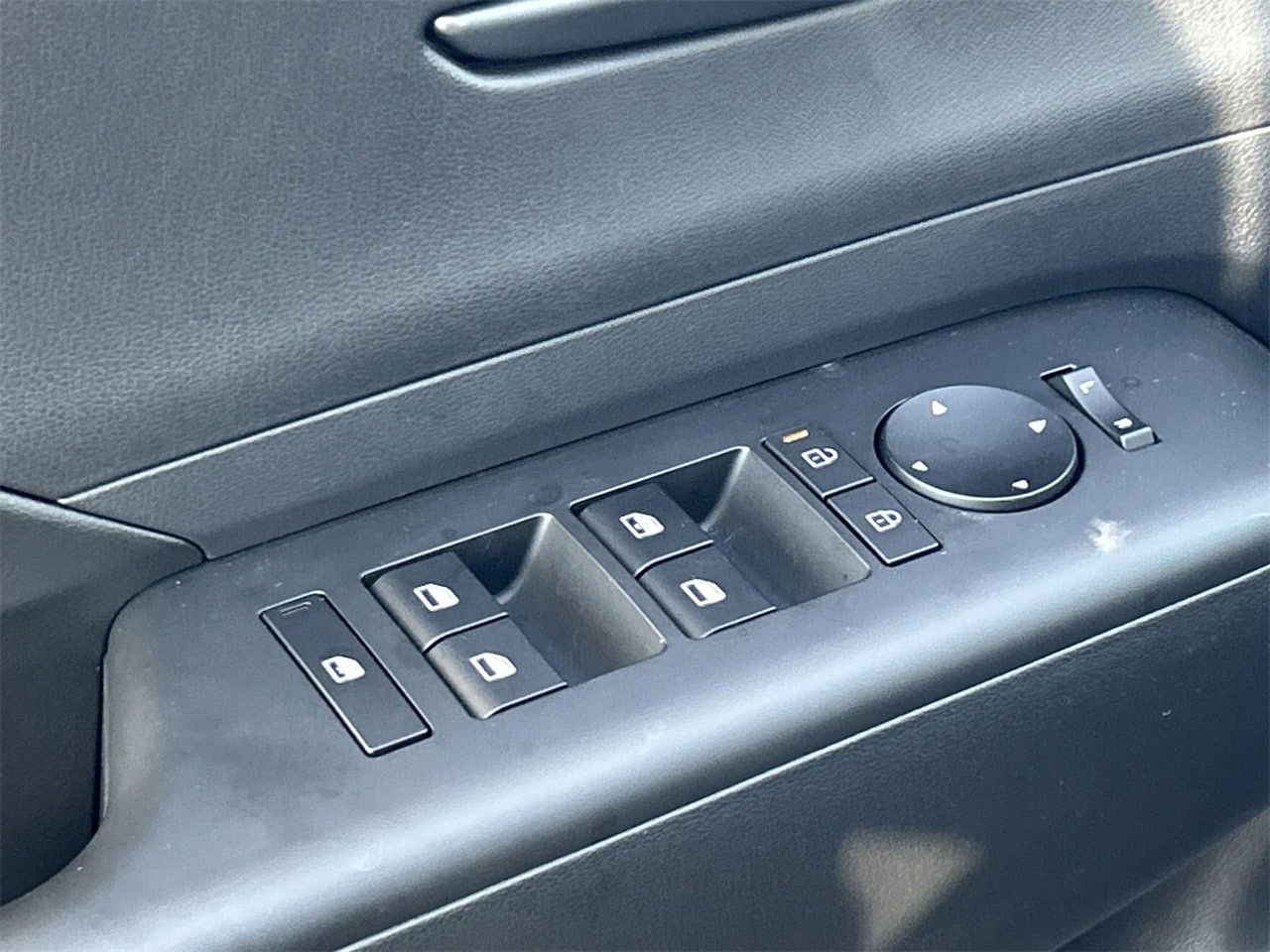 New 2026 Hyundai Kona SE image 20