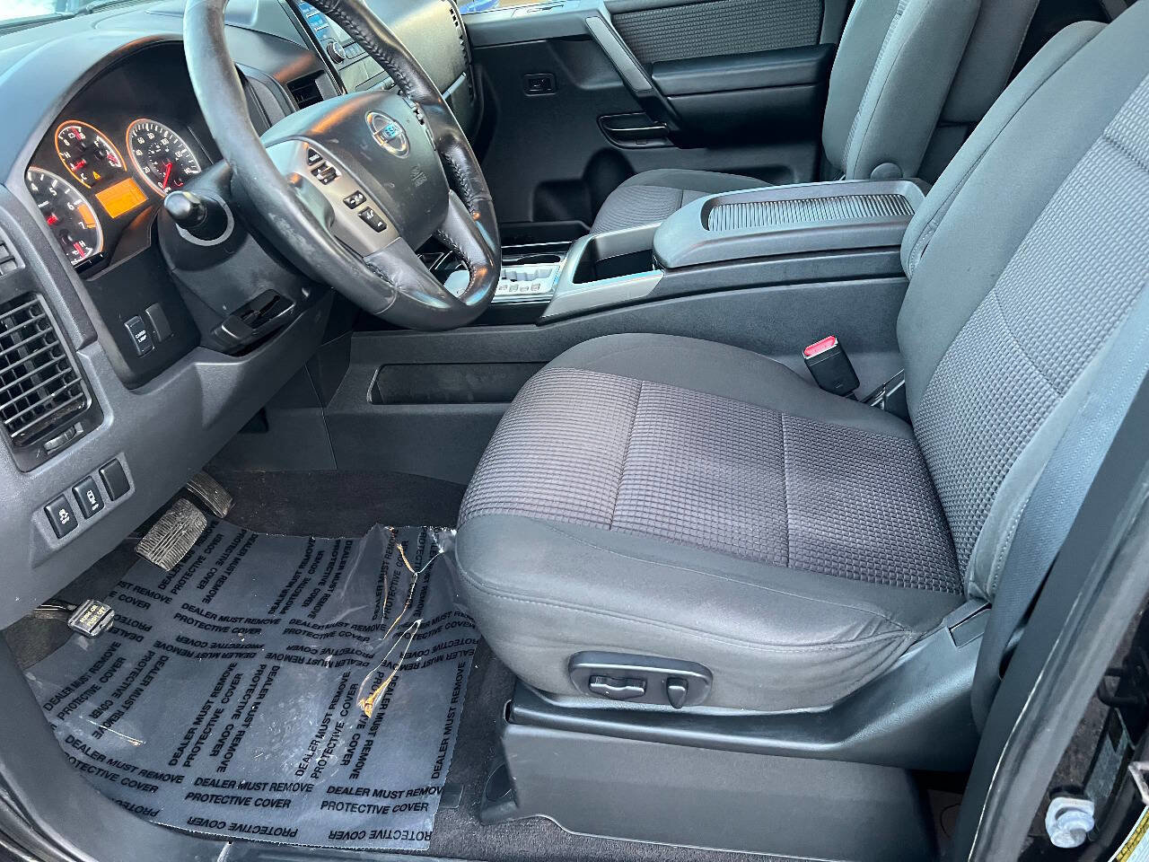 Used 2014 Nissan Titan SV w/ SV Value Truck Package image 18