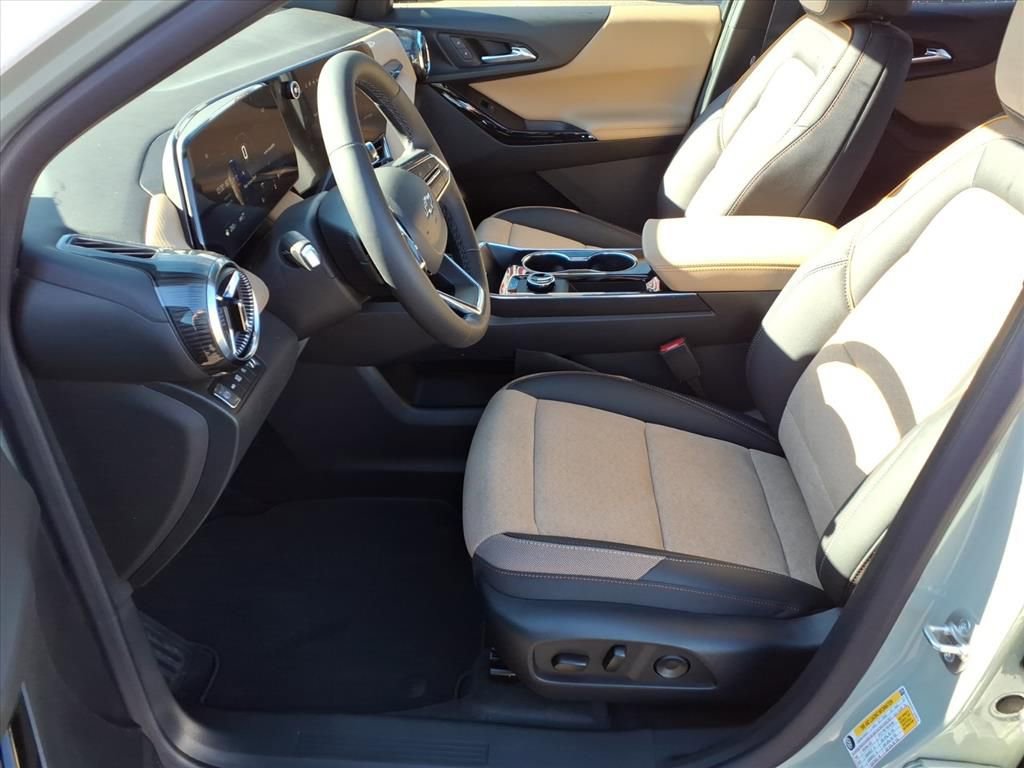 New 2026 Chevrolet Equinox ACTIV w/ Convenience Package III image 5