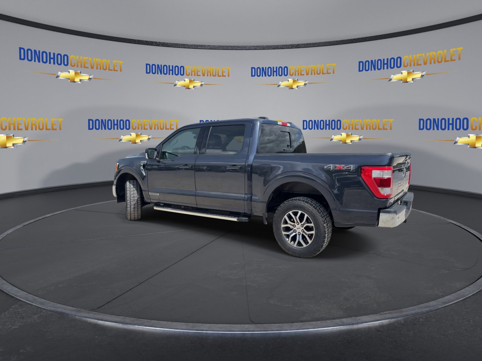 Used 2022 Ford F150 Lariat w/ Equipment Group 501A Mid image 9