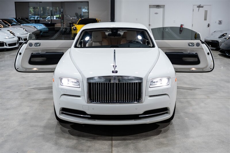 Used 2016 Rolls-Royce Wraith RWD image 36