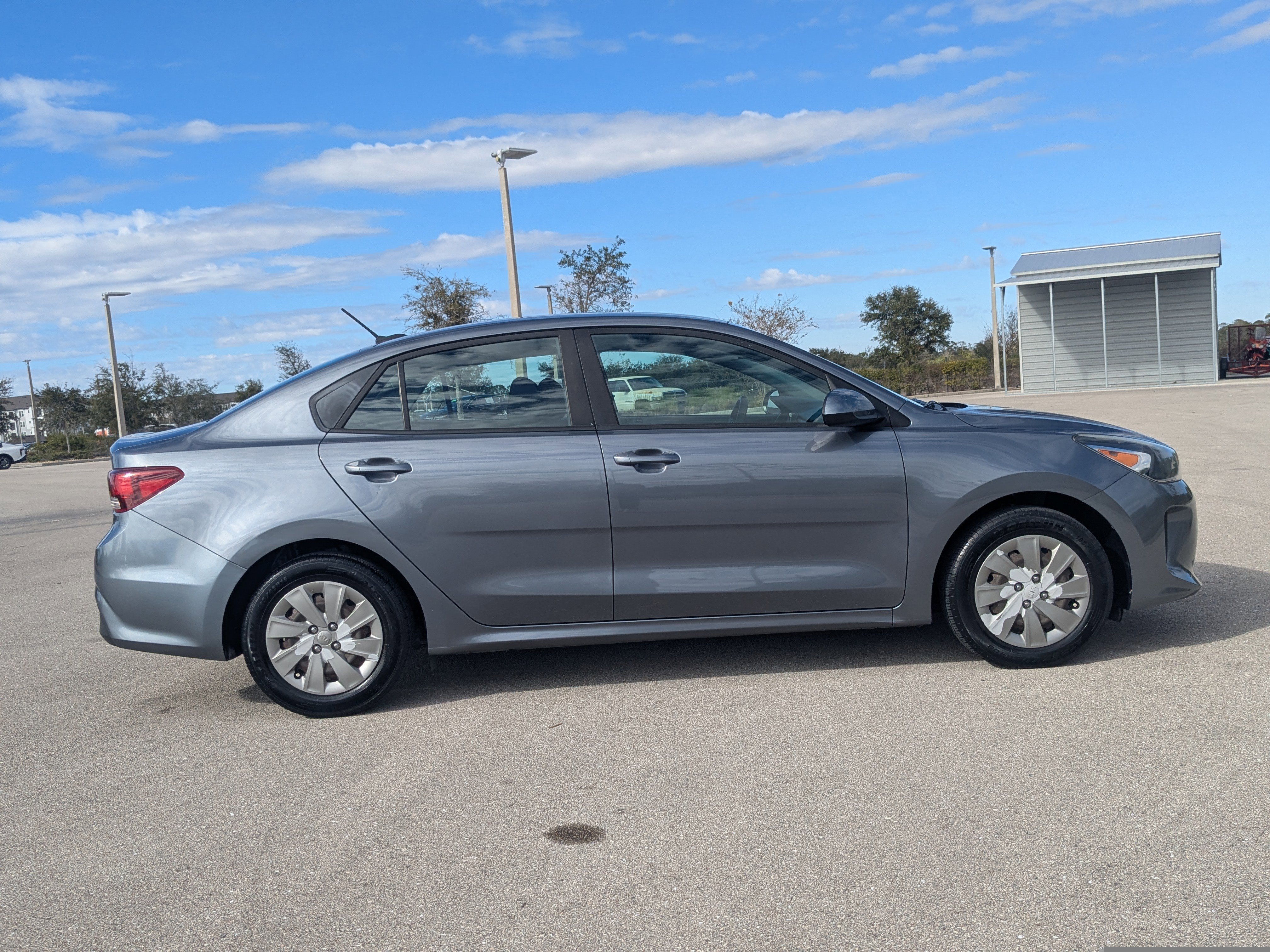 Used 2019 Kia Rio S image 3