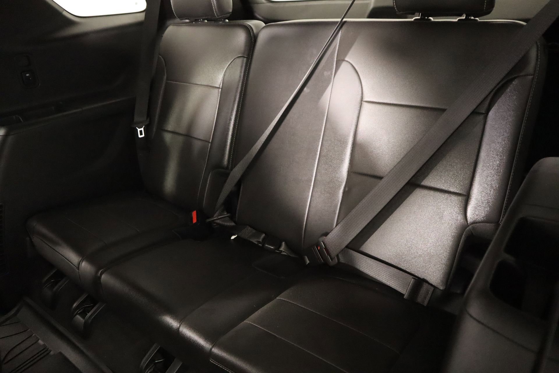 Used 2023 Chevrolet Traverse Premier w/ Redline Edition image 13