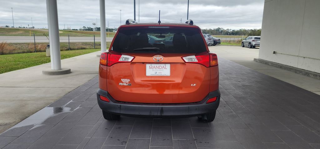 Used 2015 Toyota RAV4 LE image 7