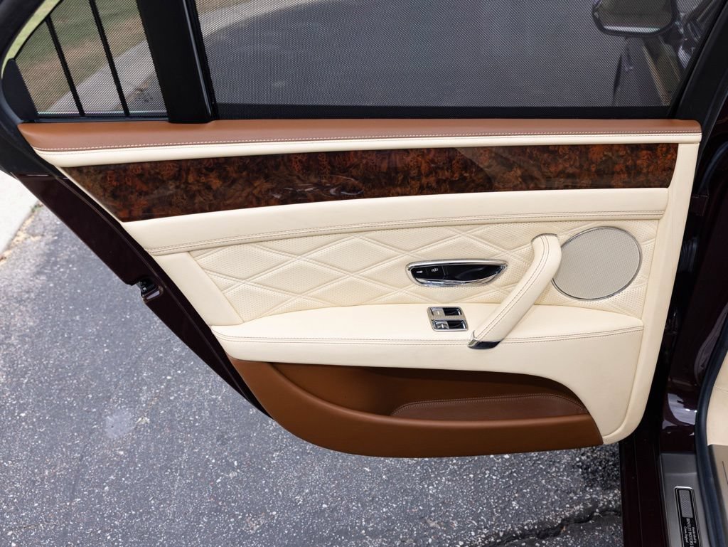 Used 2015 Bentley Flying Spur W12 AWD/4WD image 52