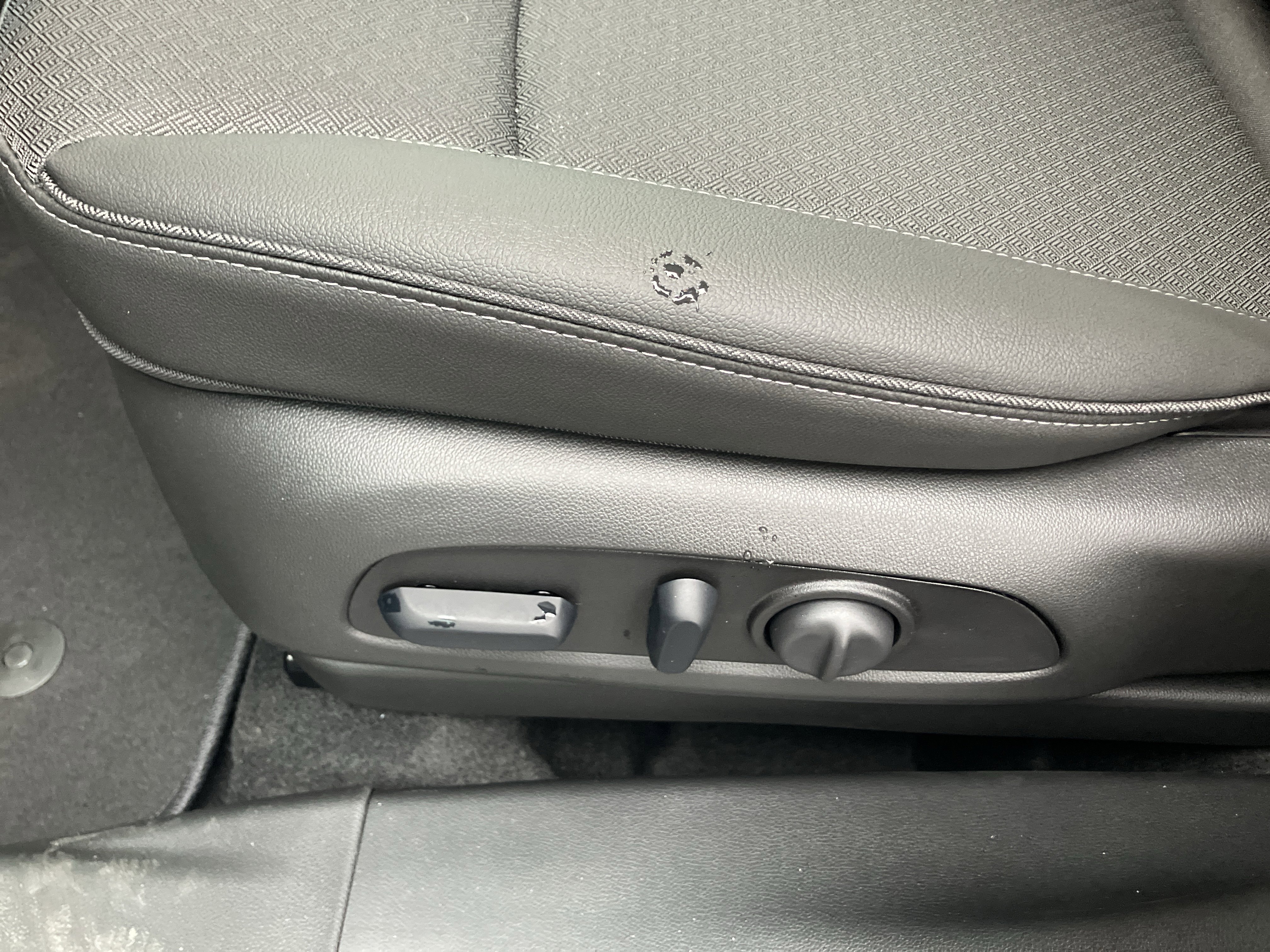 New 2026 Buick Encore GX Preferred w/ Comfort Package FWD image 17