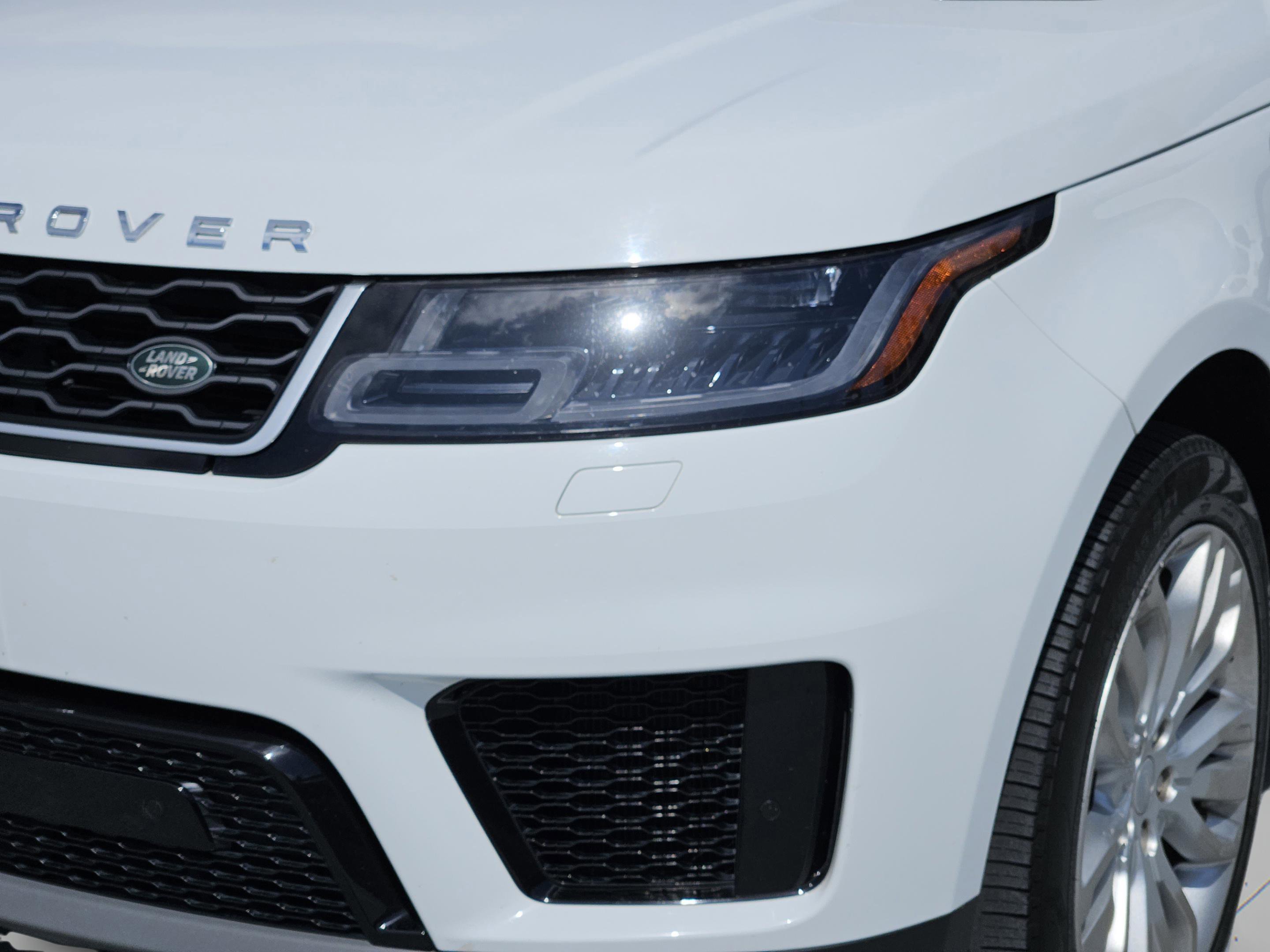 Used 2019 Land Rover Range Rover Sport SE AWD/4WD image 30