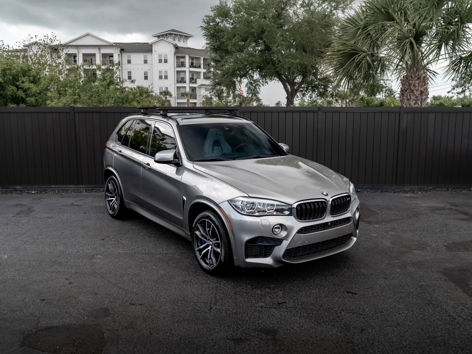 Used 2017 BMW X5 M image 25