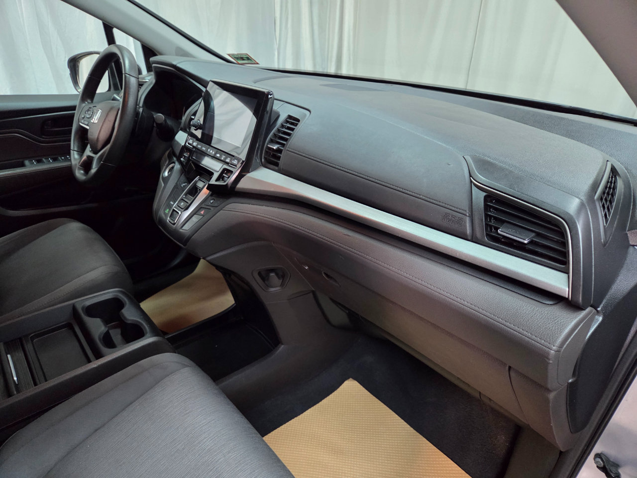 Used 2018 Honda Odyssey EX image 17