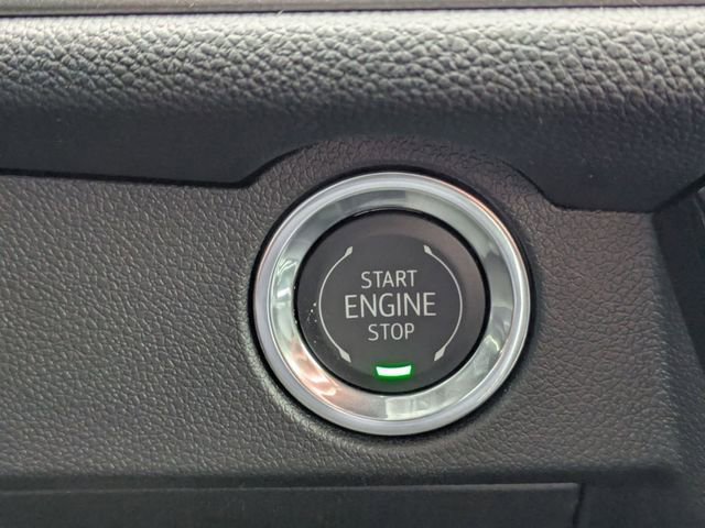 New 2026 Chevrolet Traverse LT w/ Sun and Wheel Package image 24