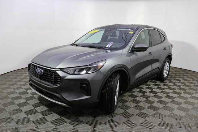 Used 2023 Ford Escape Active w/ Tech Pack #2 image 5