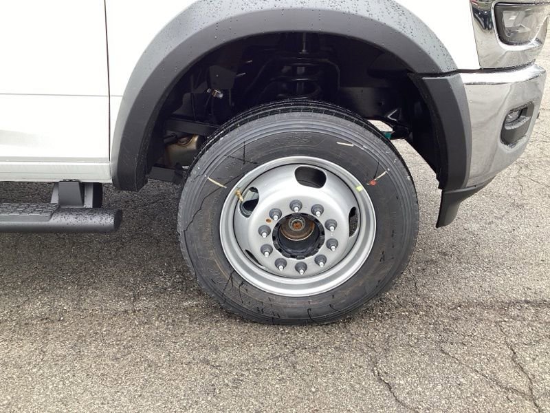 New 2026 RAM 5500 Tradesman w/ Chrome Appearance Group image 9