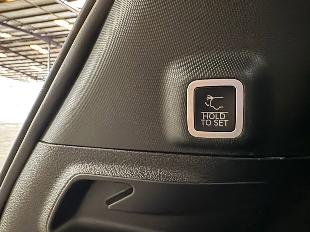Used 2024 Jeep Grand Cherokee Limited 4xe image 18