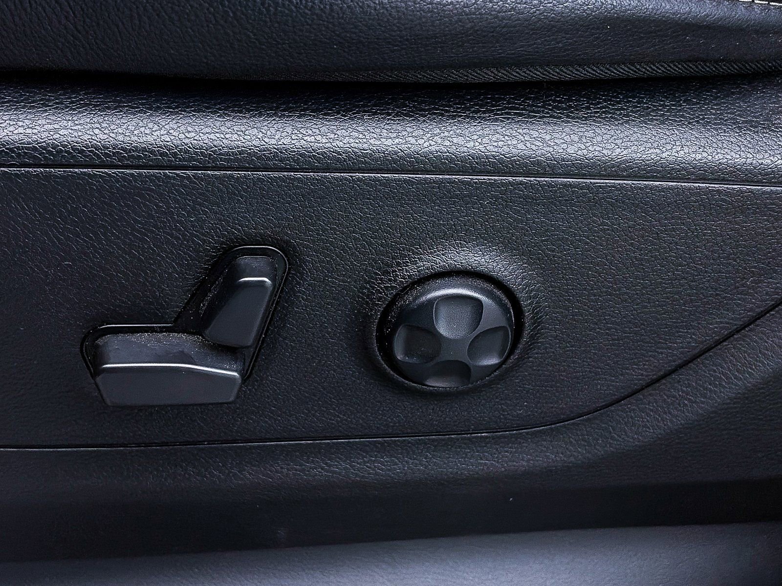 Used 2025 RAM 1500 RHO image 20