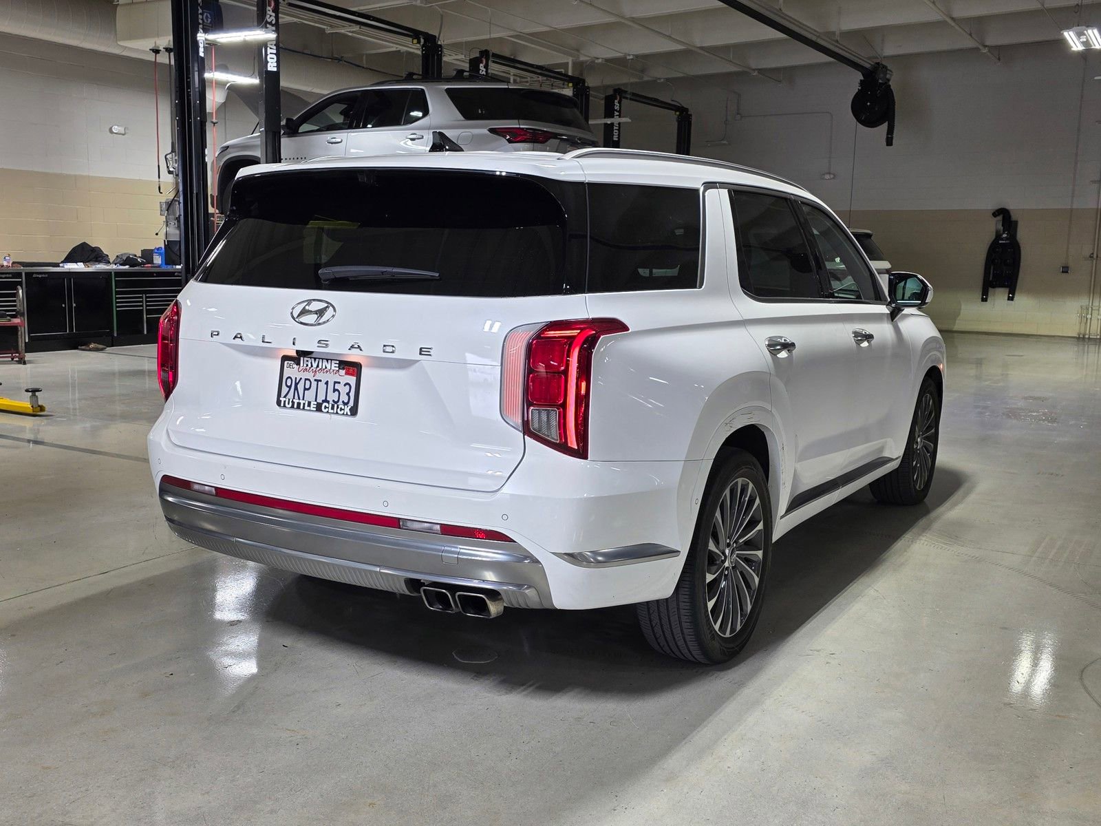 Used 2024 Hyundai Palisade Calligraphy FWD image 7