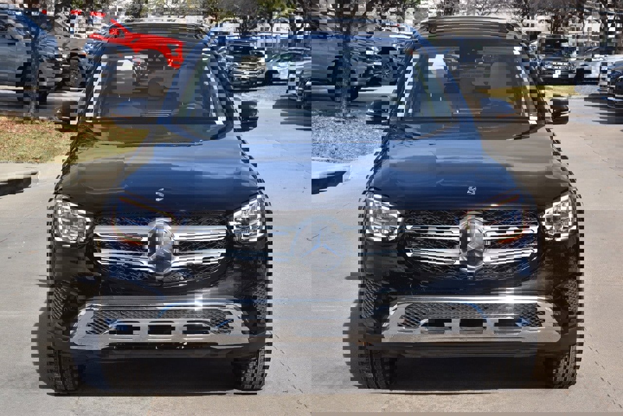 Used 2022 Mercedes-Benz GLC 300 image 3