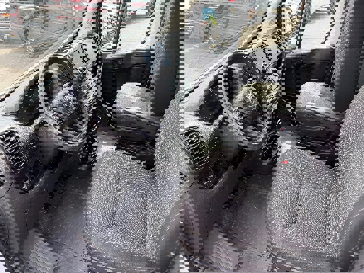 Used 2023 RAM ProMaster 2500 image 16