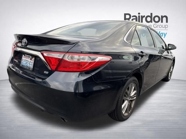 Used 2015 Toyota Camry SE FWD image 12