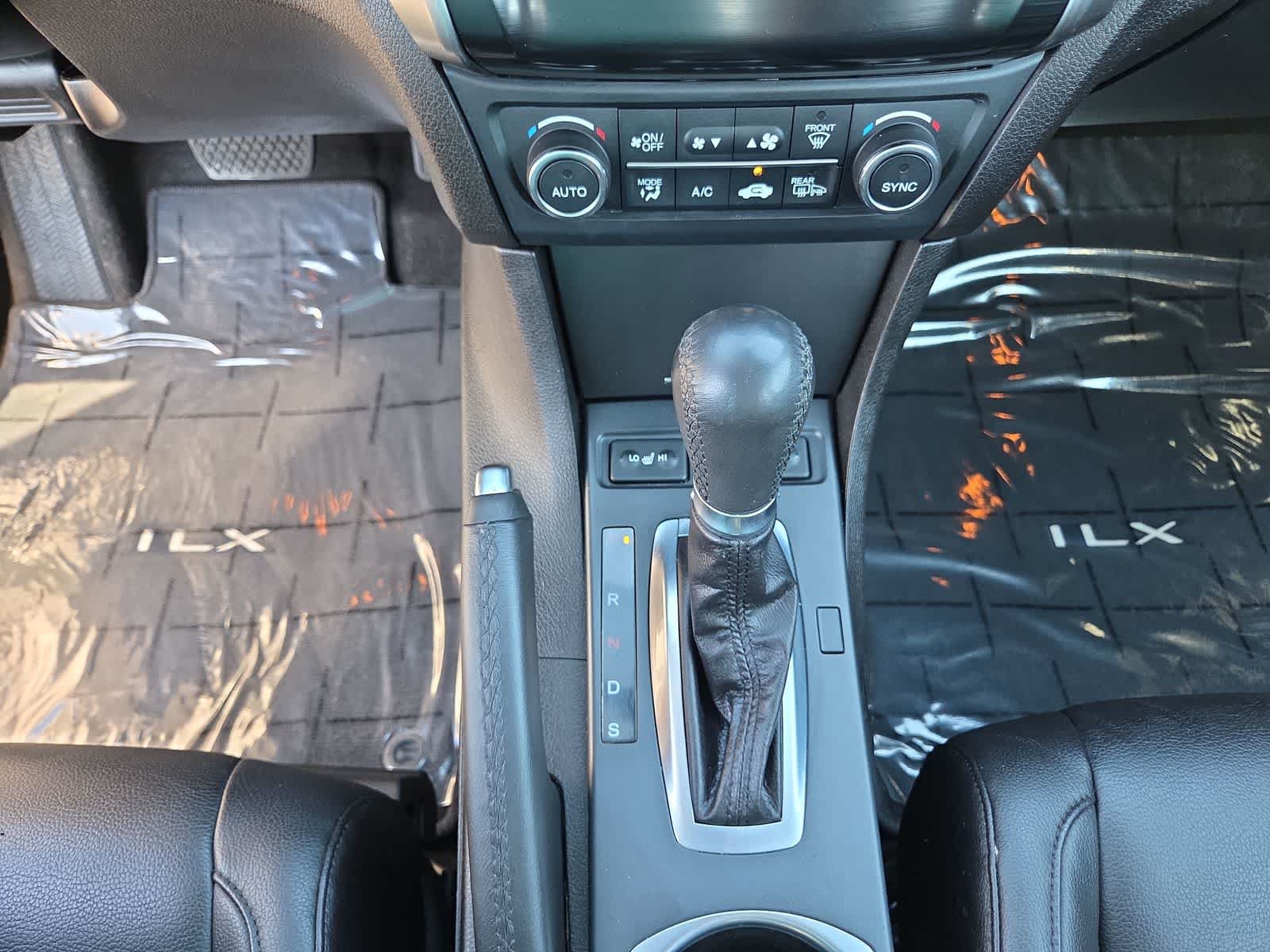 Used 2019 Acura ILX FWD image 25