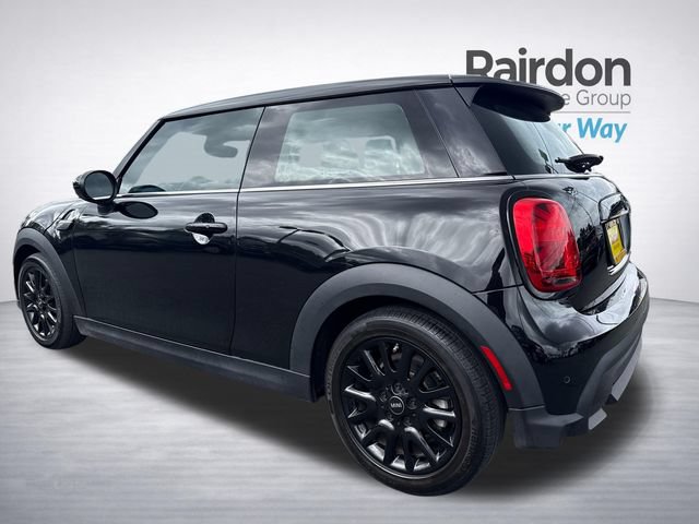 Used 2022 MINI Cooper 2-Door Hardtop FWD image 5