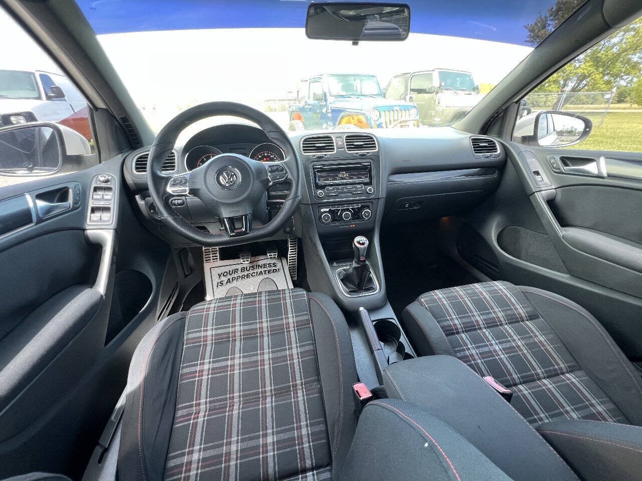 Used 2014 Volkswagen GTI Wolfsburg Edition FWD image 15