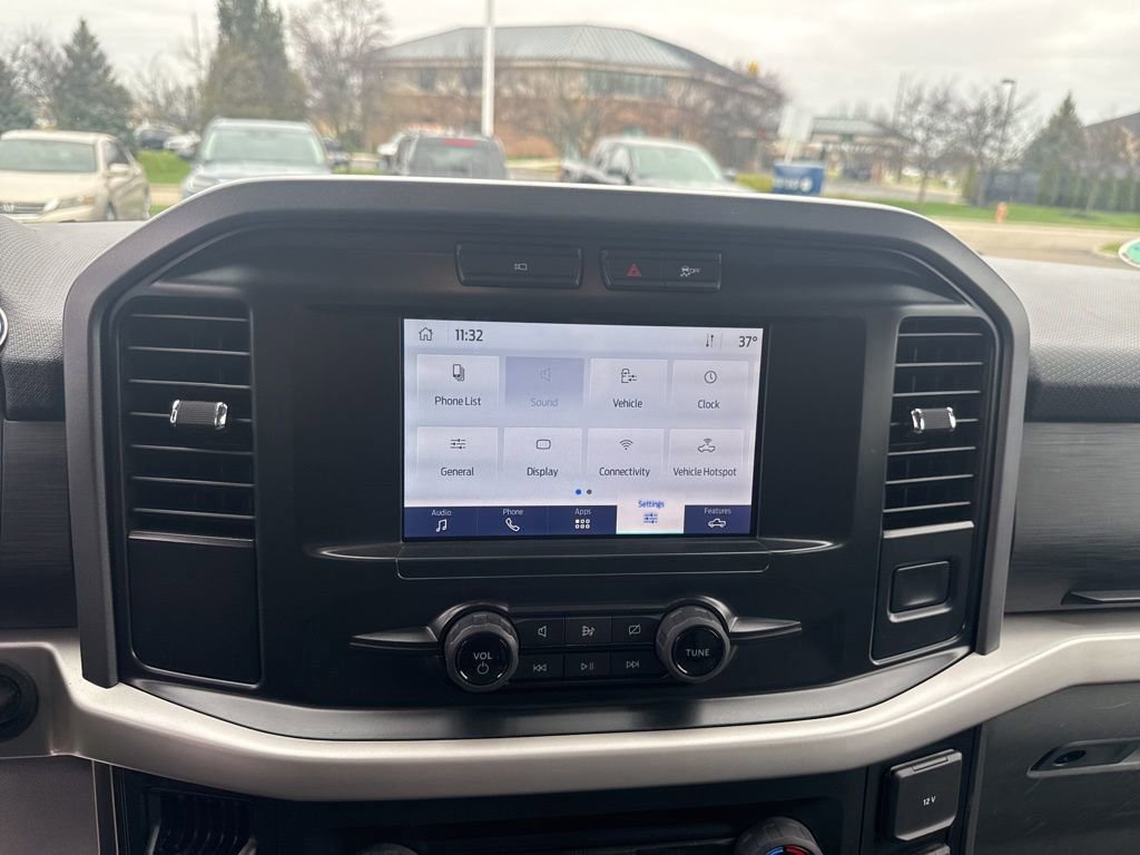 Used 2022 Ford F150 XLT w/ XTR Package image 3