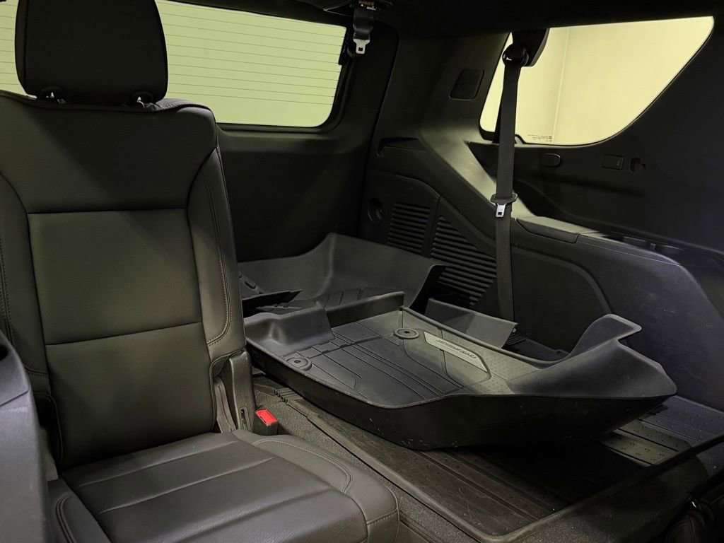 Used 2021 Chevrolet Tahoe High Country w/ Premium Package image 22