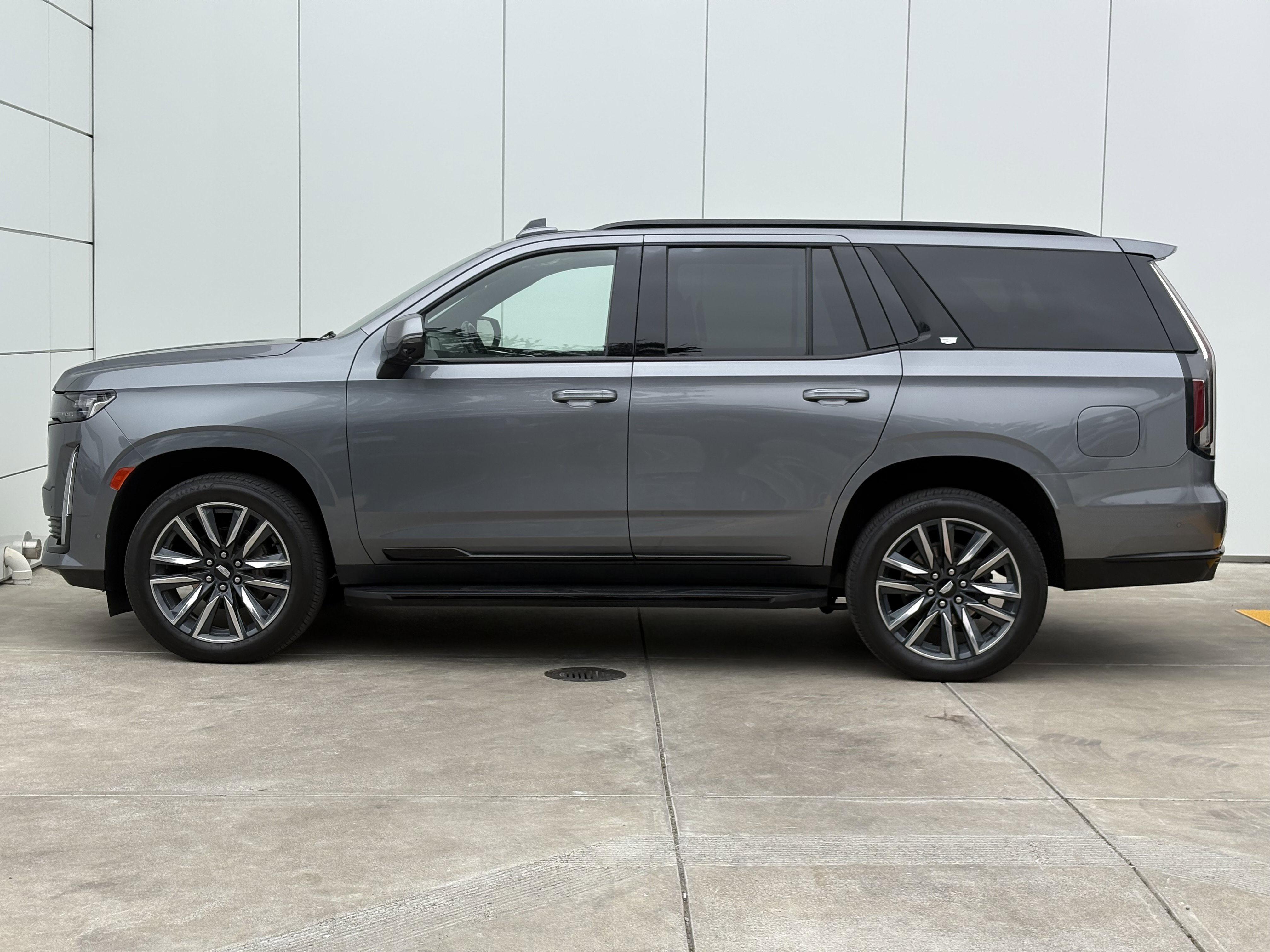 Used 2021 Cadillac Escalade Sport AWD/4WD image 4