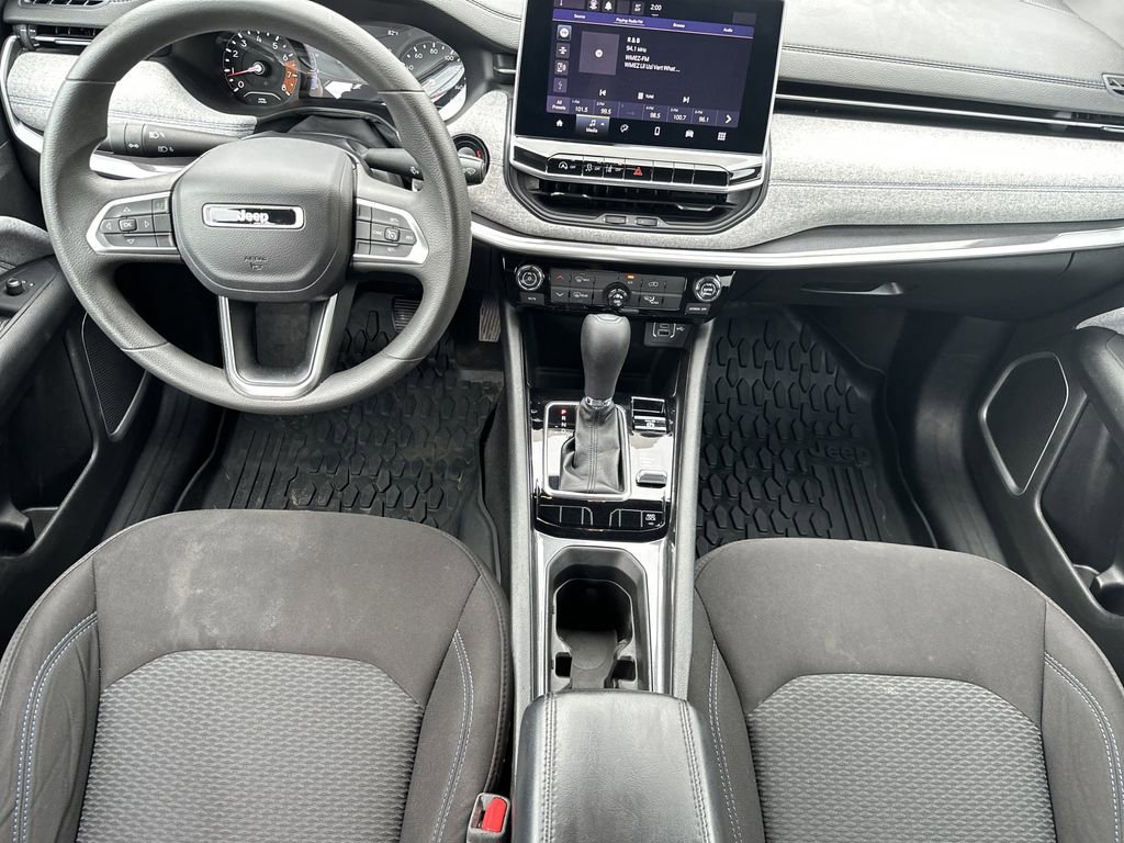 Used 2023 Jeep Compass Sport AWD/4WD image 16