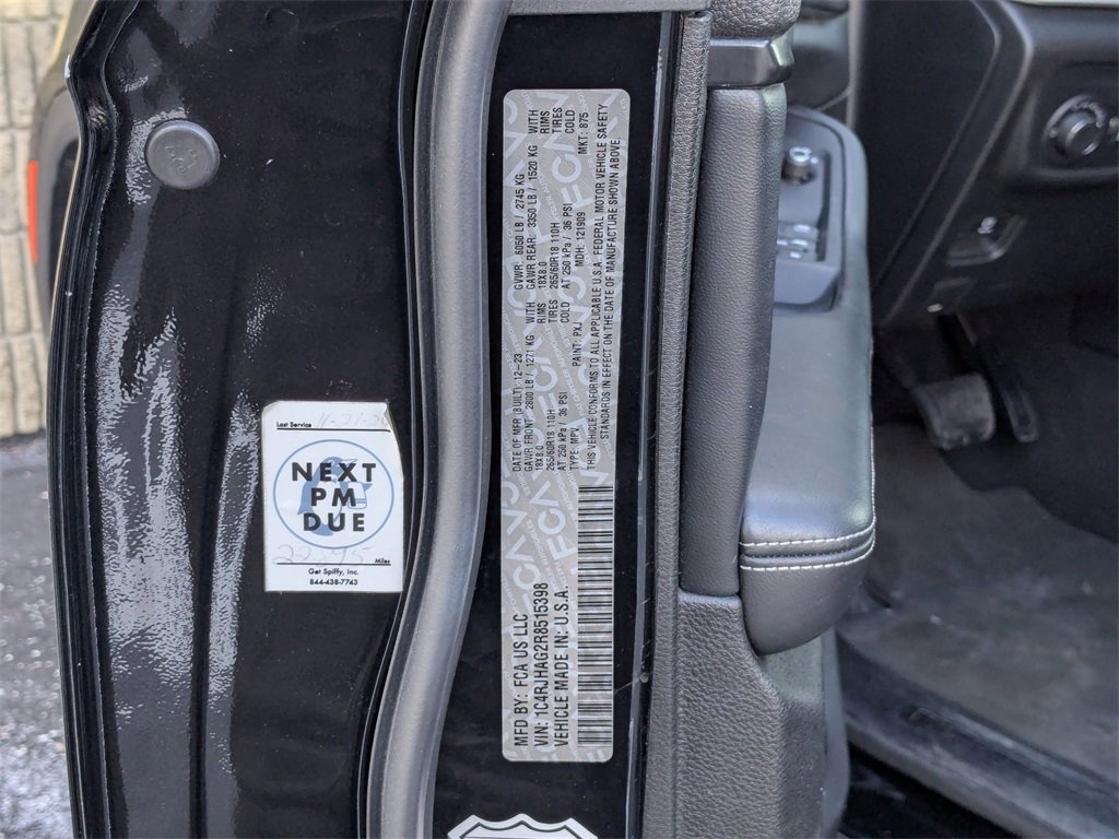 Used 2024 Jeep Grand Cherokee Altitude image 41