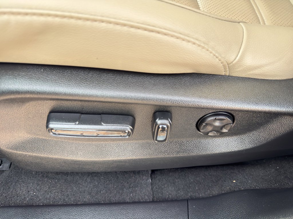 Used 2021 Honda CR-V EX-L image 15