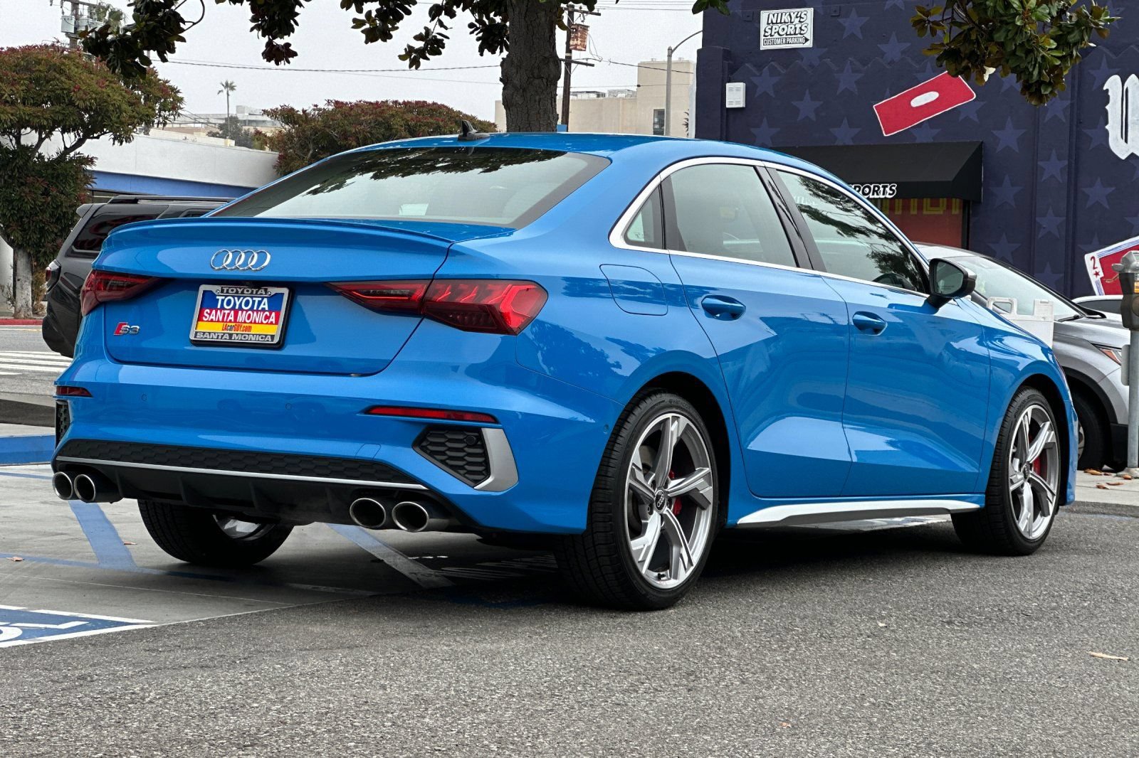 Used 2022 Audi S3 Premium Plus AWD/4WD image 4