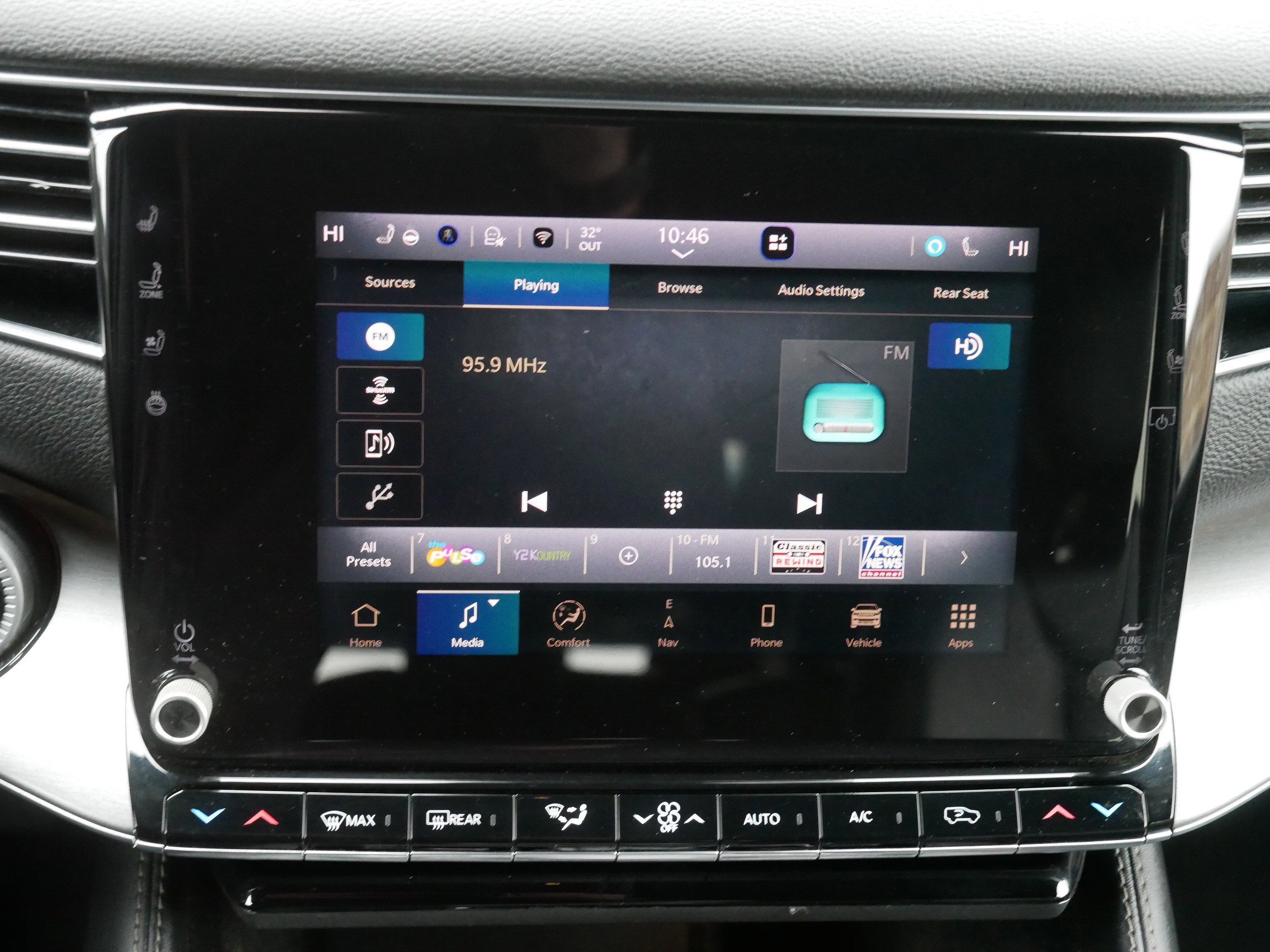 Certified 2024 Jeep Wagoneer Series II w/ Convenience Group I image 22