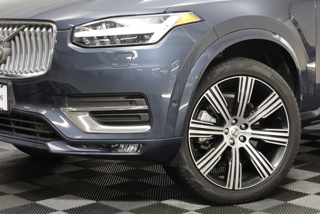 Used 2023 Volvo XC90 B6 Ultimate w/ Protection Package Premier image 3