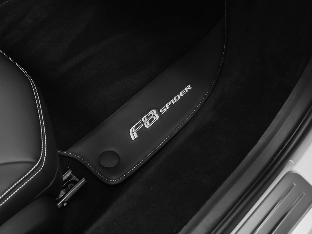 Certified 2022 Ferrari F8 Tributo RWD image 20