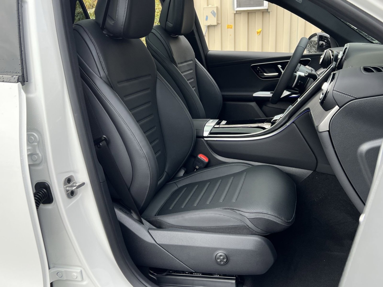 New 2026 Mercedes-Benz GLC 300 4MATIC image 26