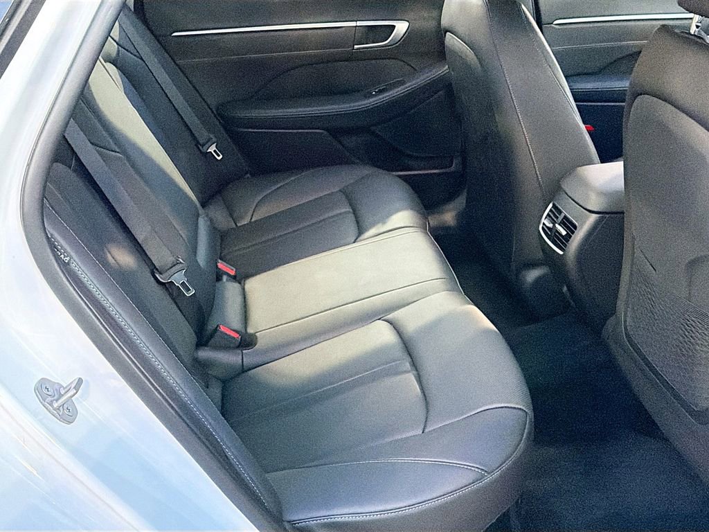 Used 2025 Hyundai Sonata Limited image 28