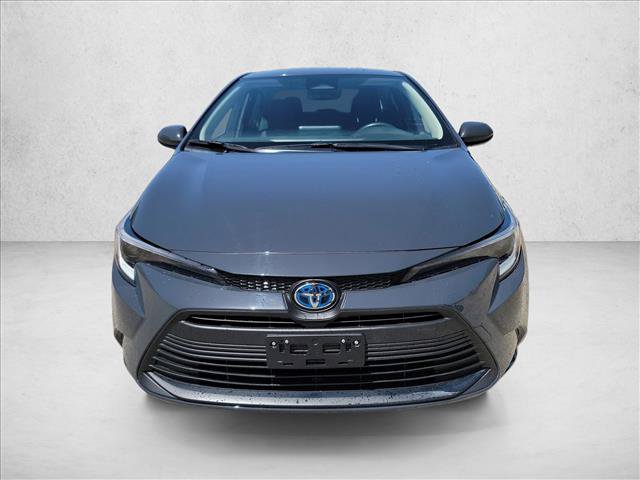 Used 2025 Toyota Corolla LE FWD image 2