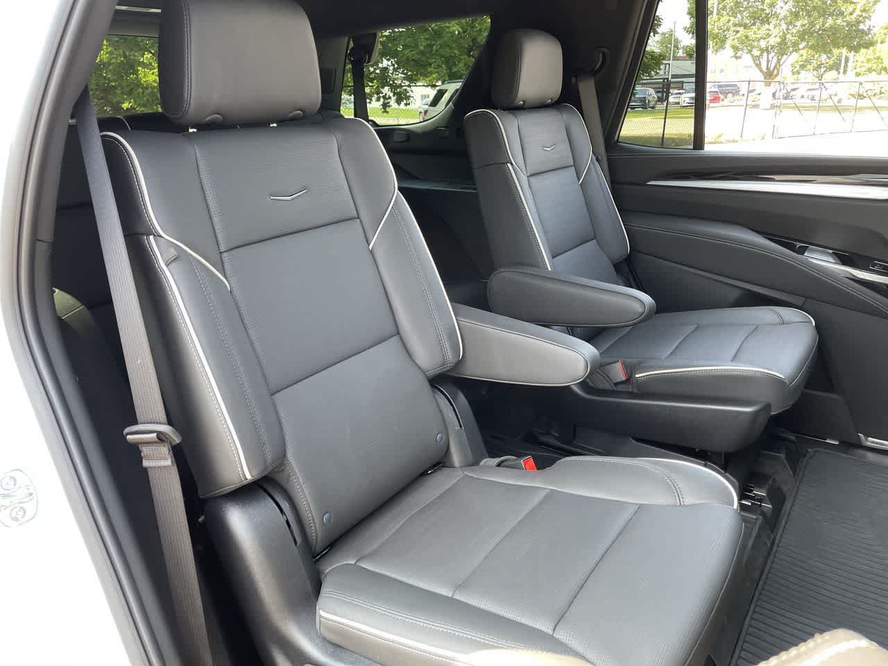 New 2026 Cadillac Escalade Sport AWD/4WD image 15