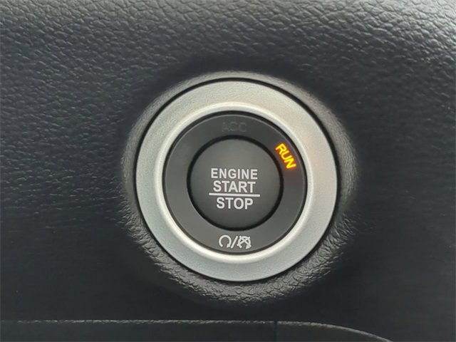 New 2026 Chrysler Voyager LX image 34