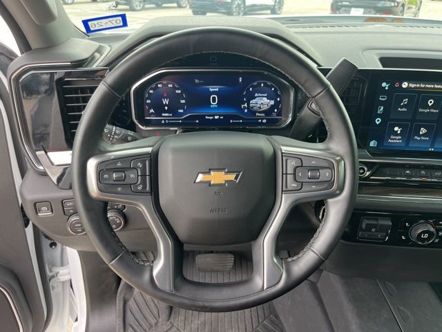 Used 2025 Chevrolet Silverado 1500 LT w/ Z71 Off-Road Package AWD/4WD image 17
