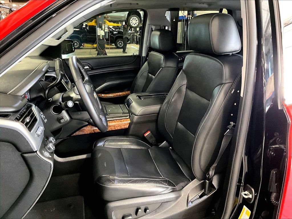 Used 2020 Chevrolet Tahoe Premier AWD/4WD image 10