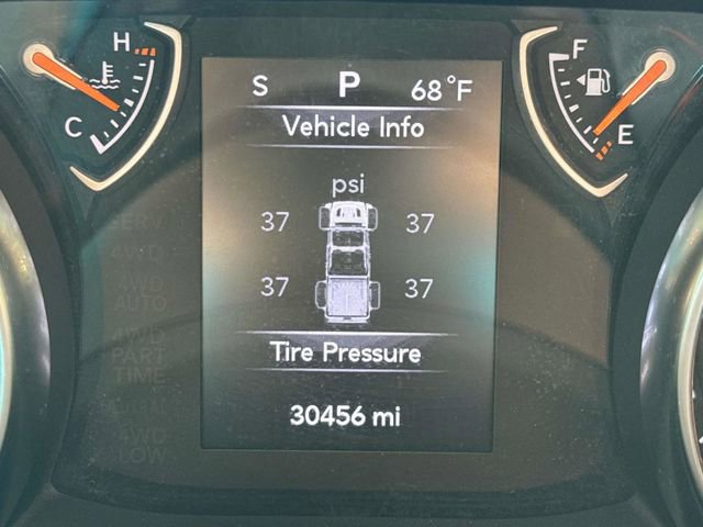 Used 2023 Jeep Gladiator Sport w/ Trailer Tow Package image 34