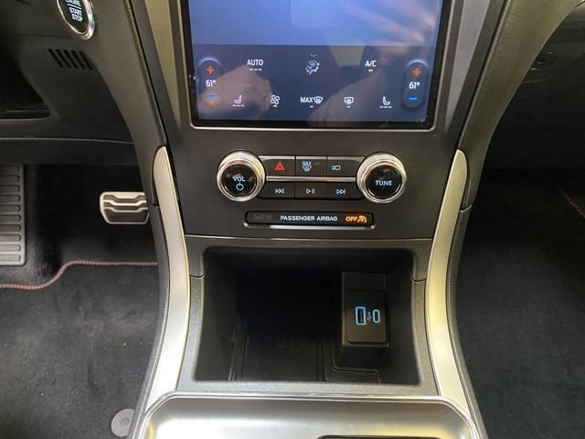 Used 2024 Ford Edge ST-Line AWD/4WD image 43