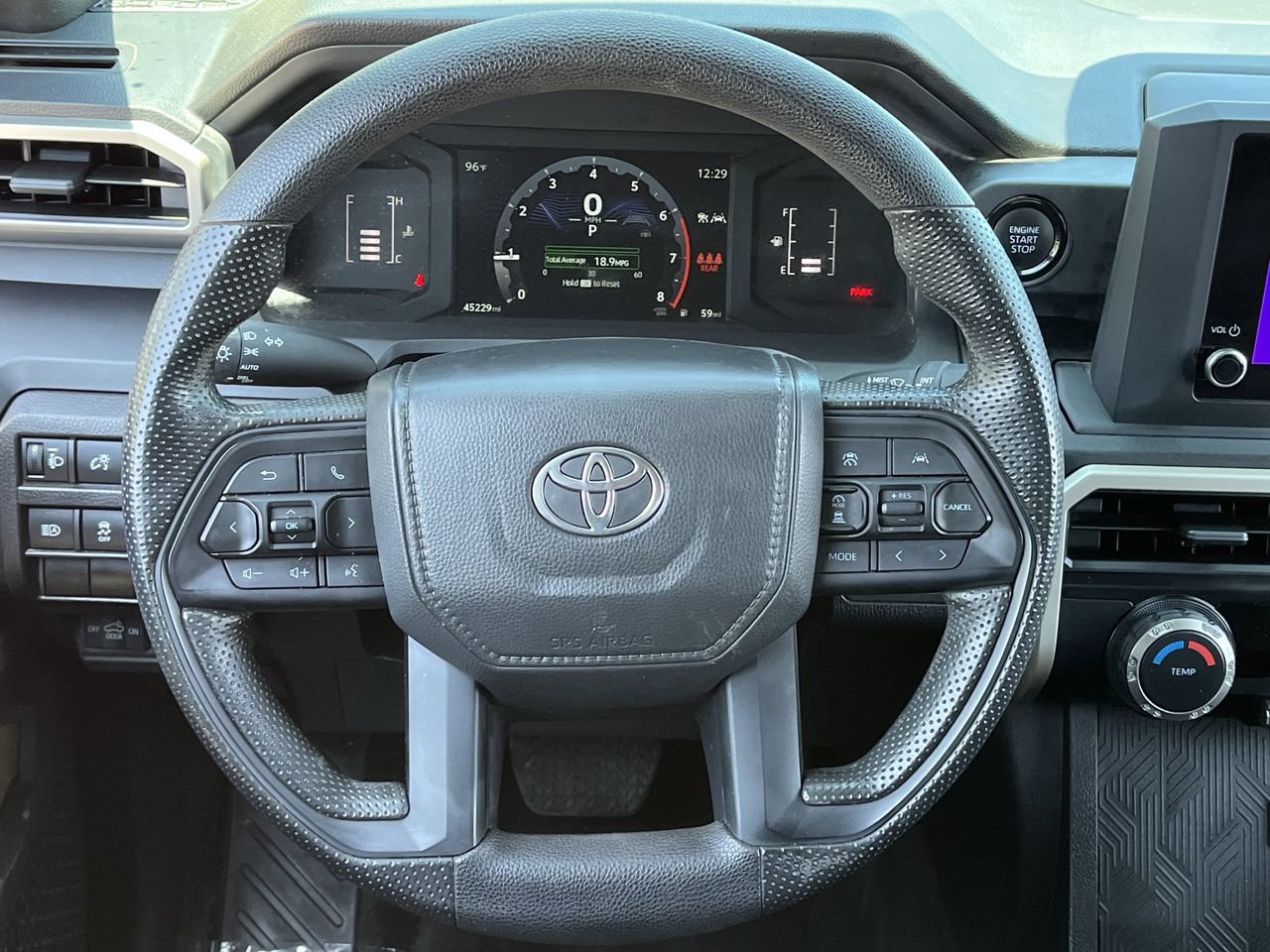 Used 2025 Toyota Tacoma SR AWD/4WD image 11