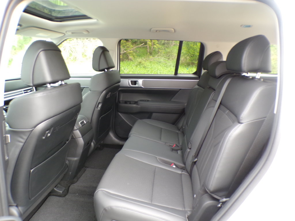 New 2026 Hyundai Santa Fe XRT AWD/4WD image 18
