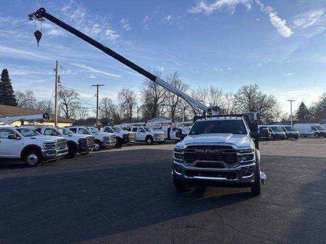 New 2026 RAM 5500 Tradesman AWD/4WD image 19