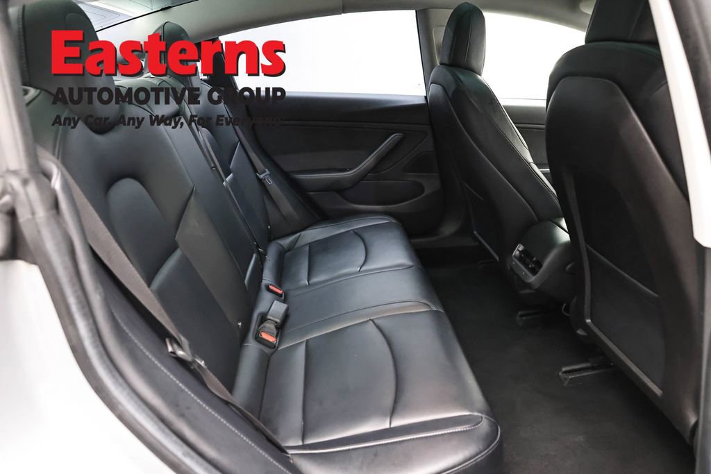 Used 2018 Tesla Model 3 Mid Range RWD image 17